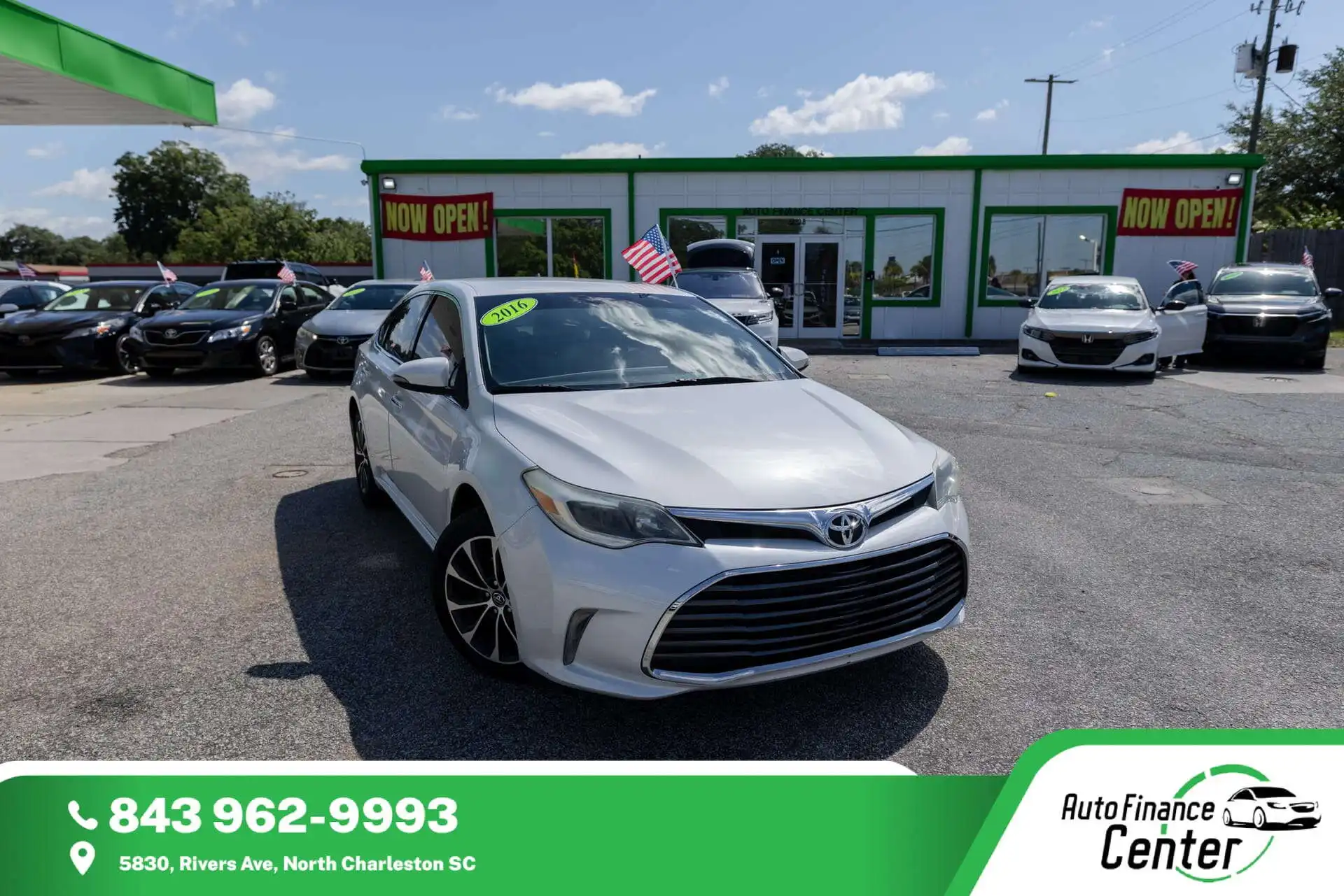 2016 Toyota Avalon XLE's photo