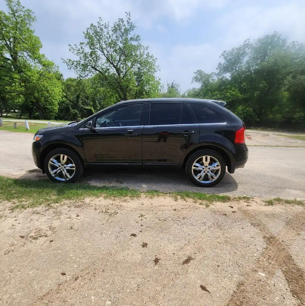 2014 Ford Edge Limited's photo