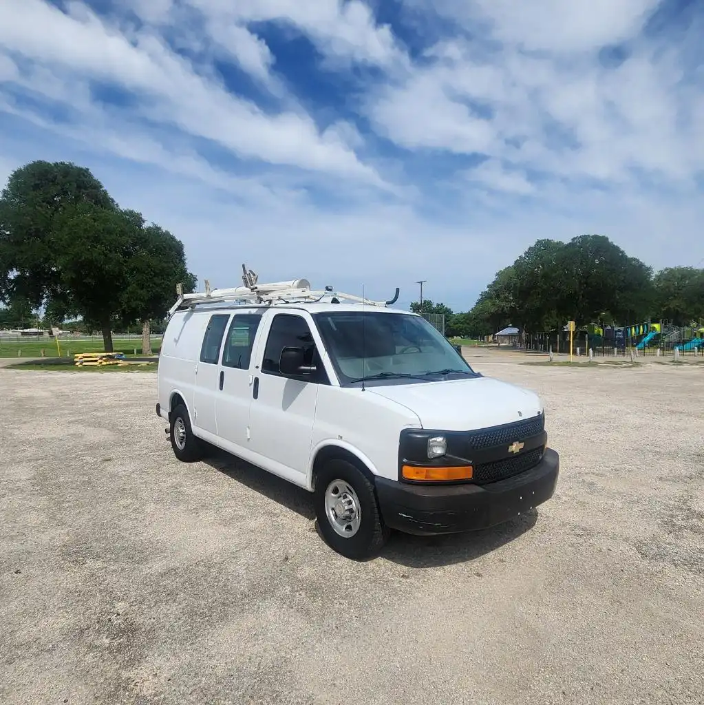 2012 Chevrolet Express 2500 Work Van HD's photo