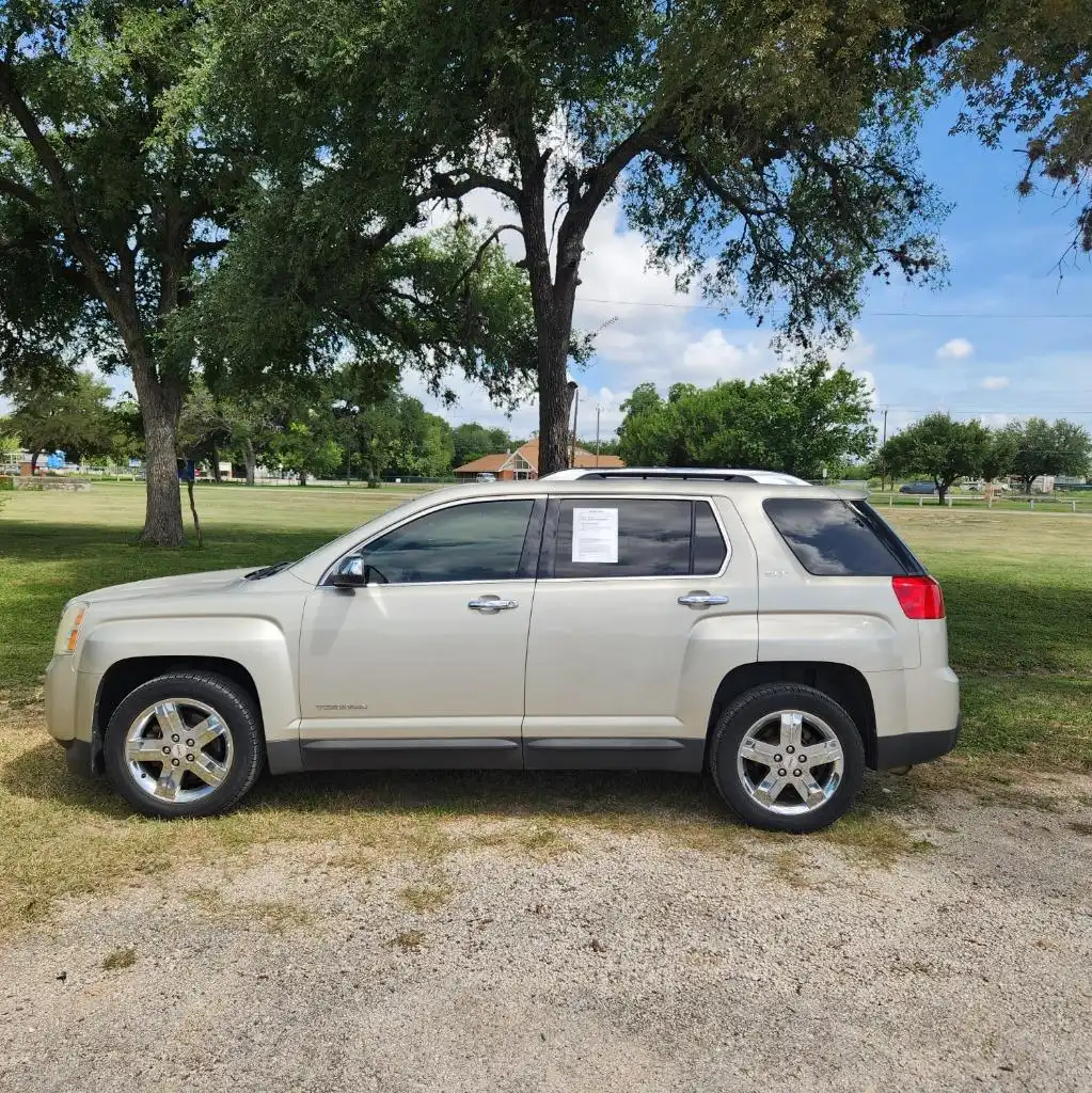 2013 GMC Terrain FWD SLT-2's photo