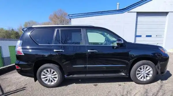 2017 Lexus GX 460 460's photo