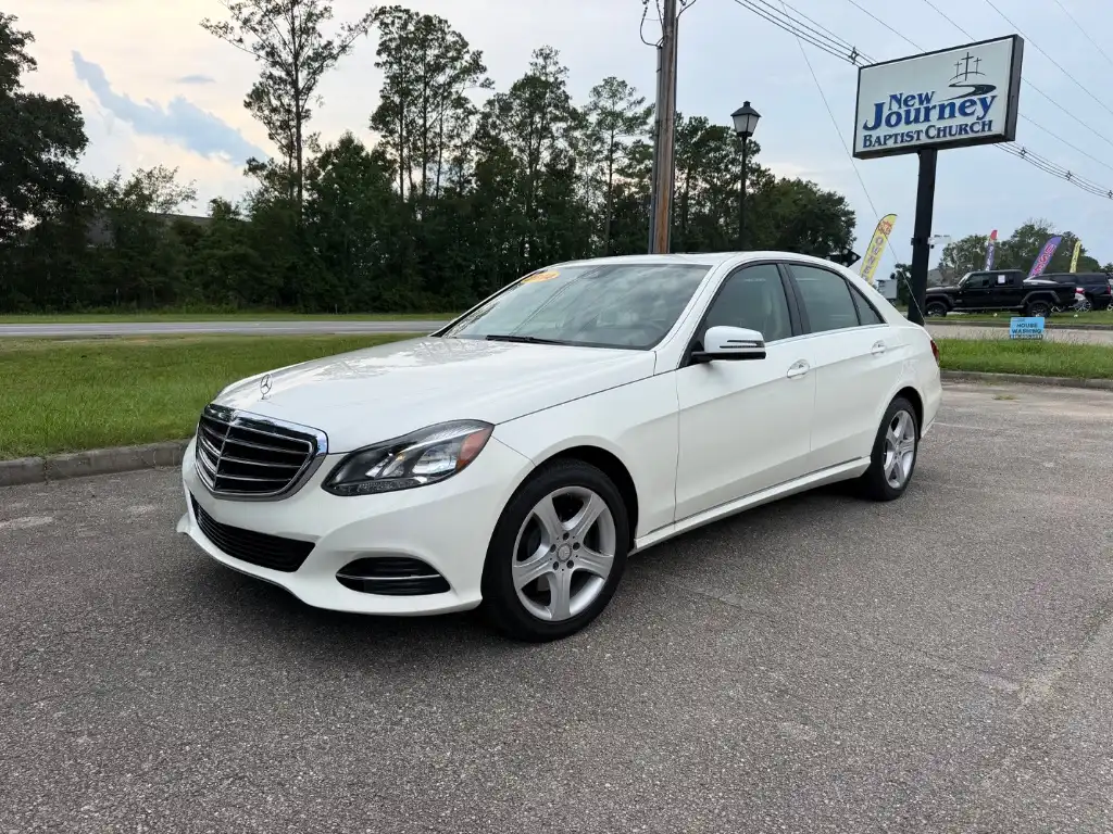 2014 Mercedes-Benz E-Class E250 BlueTEC Luxury's photo