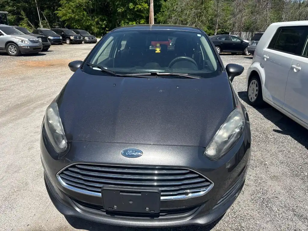 2017 Ford Fiesta SE Hatch's photo