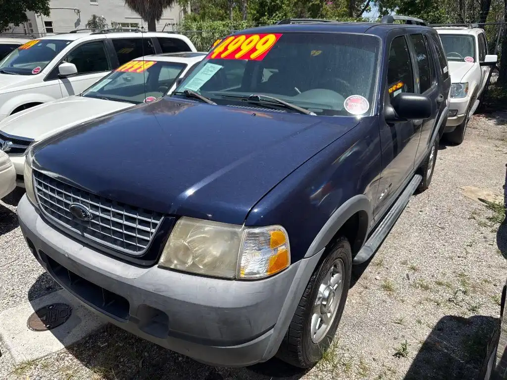 2004 Ford Explorer XLS's photo
