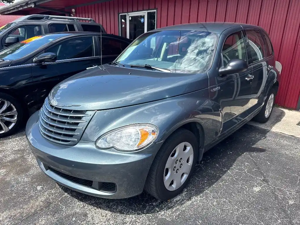 2006 Chrysler PT Cruiser Base's photo