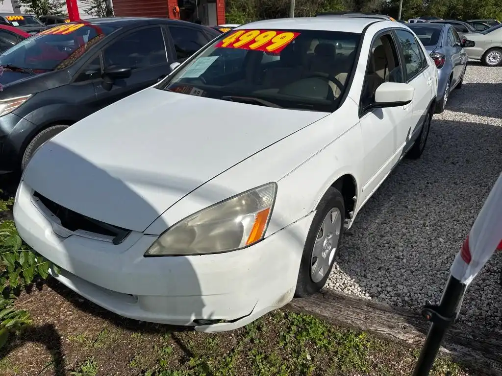 2005 Honda Accord LX 5AT's photo