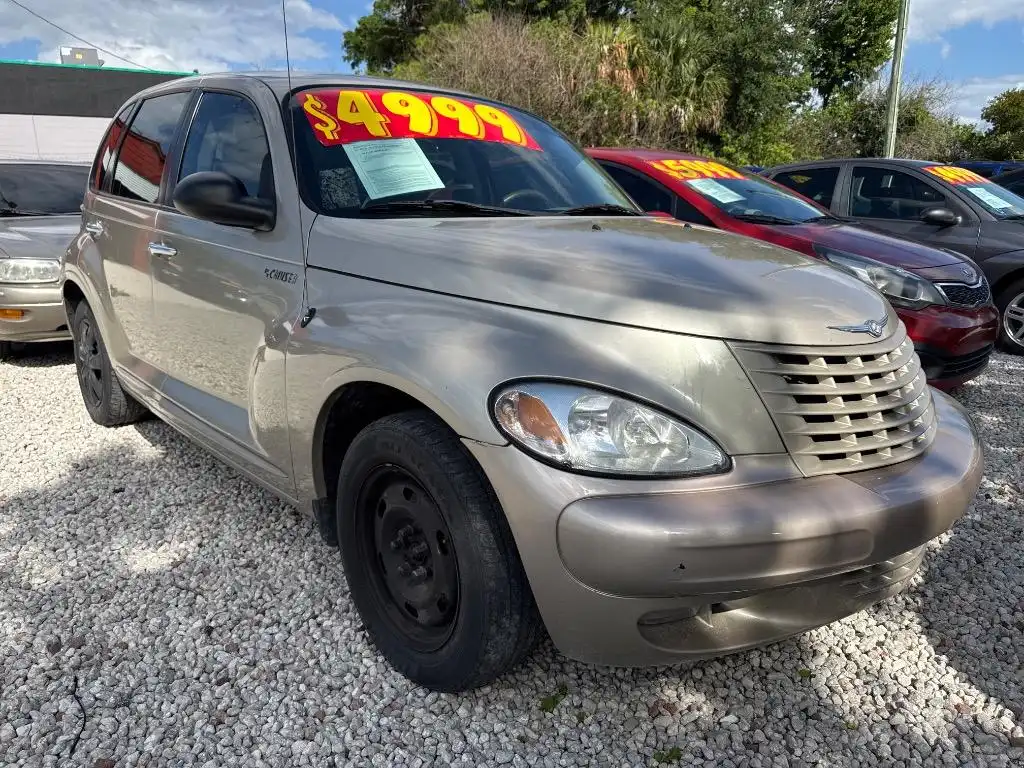 2005 Chrysler PT Cruiser Touring Edition's photo