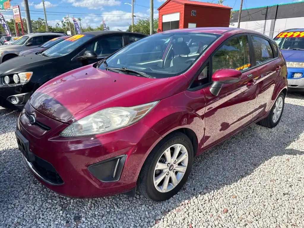 2011 Ford Fiesta SE Hatch's photo
