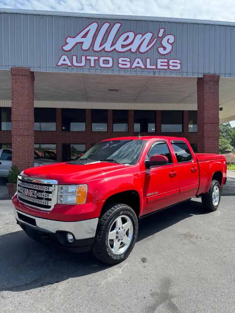 2011 GMC Sierra 4WD Crew Cab 6.5ft SLT's photo