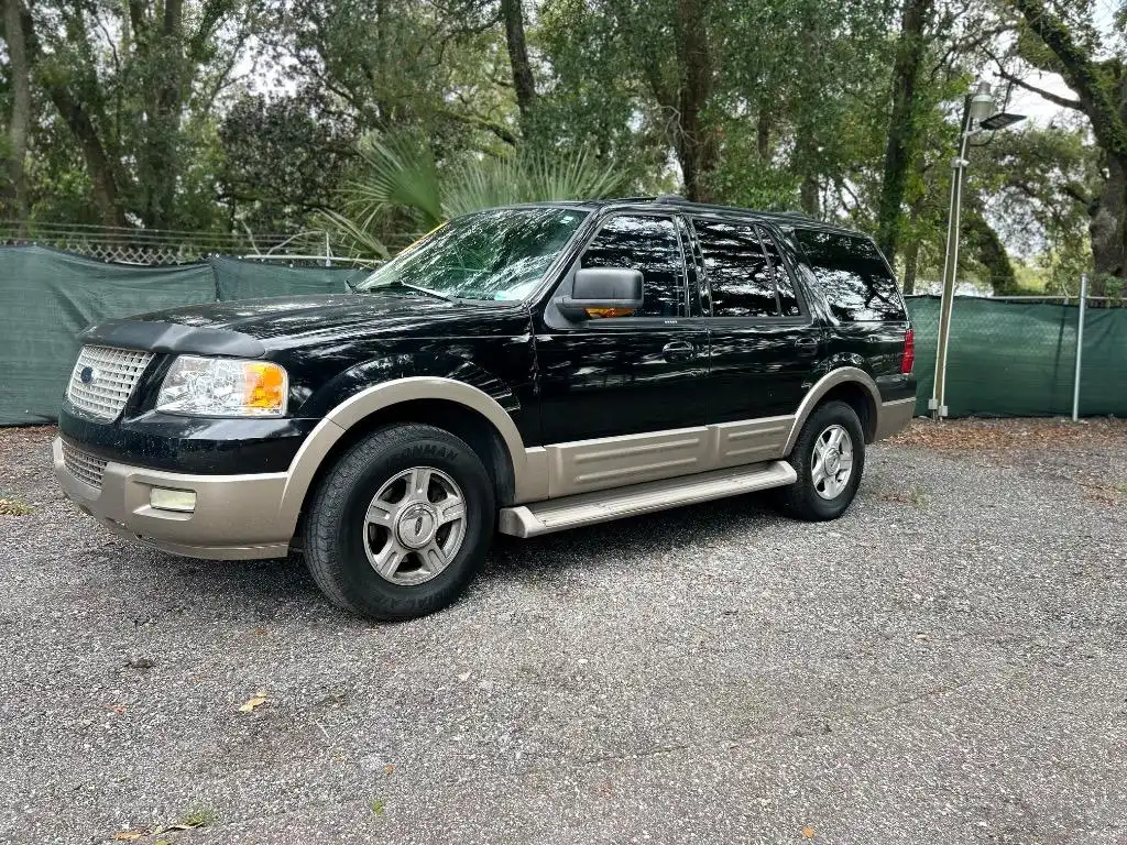2004 Ford Expedition Eddie Bauer 5.4L's photo