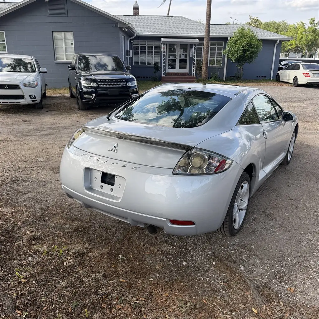 2006 Mitsubishi Eclipse GS AT photo 4
