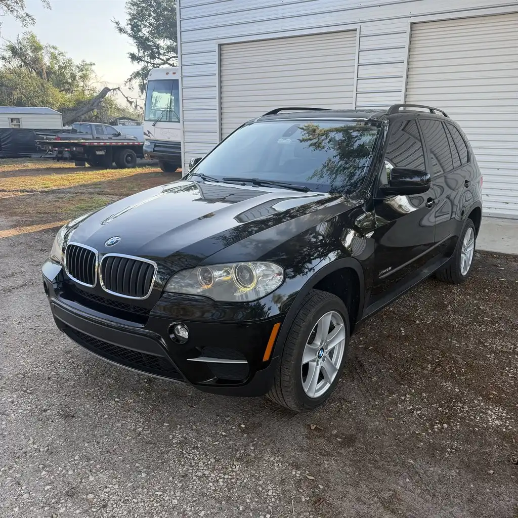 2013 BMW X5 xDrive35i Premium's photo