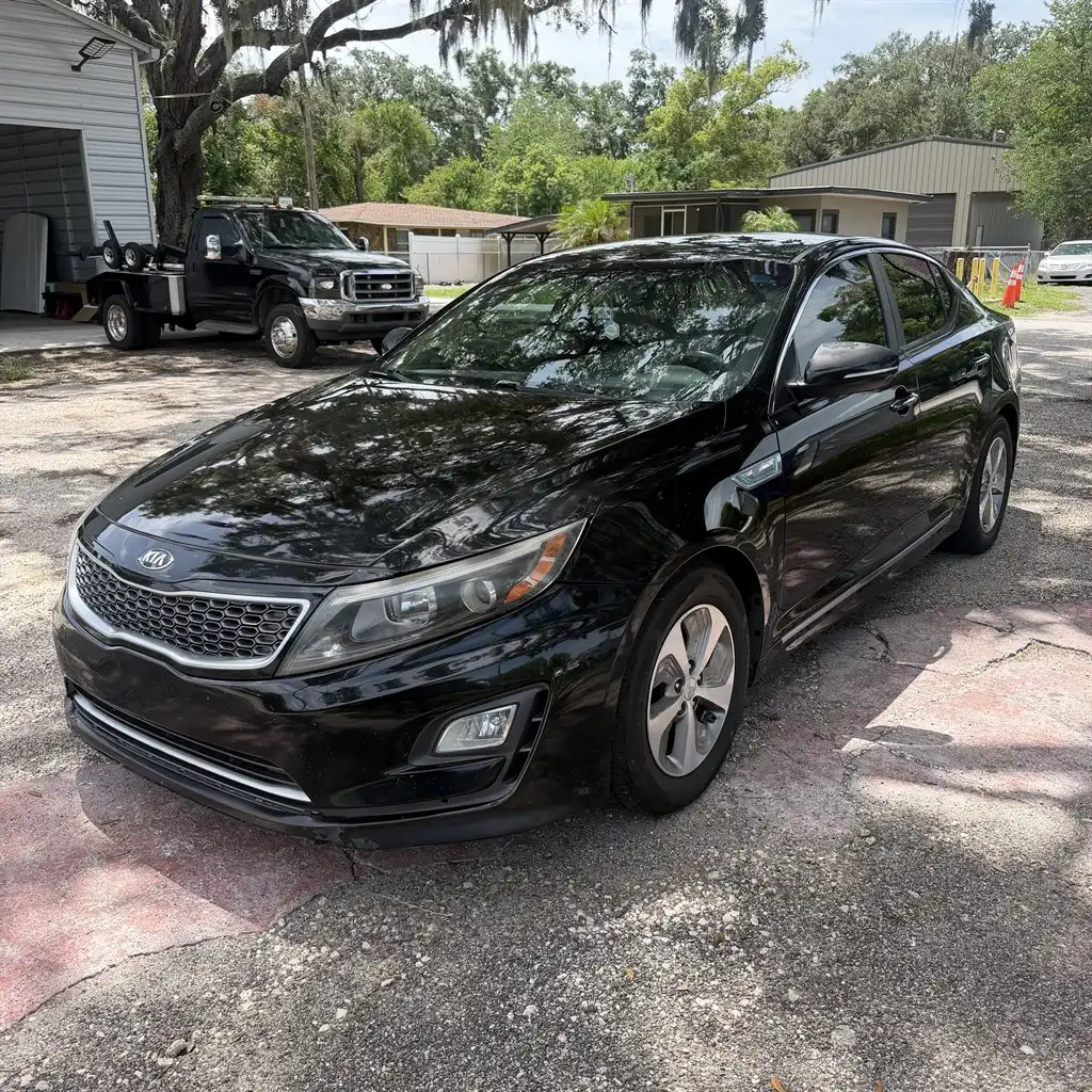 2015 Kia Optima LX Hybrid's photo
