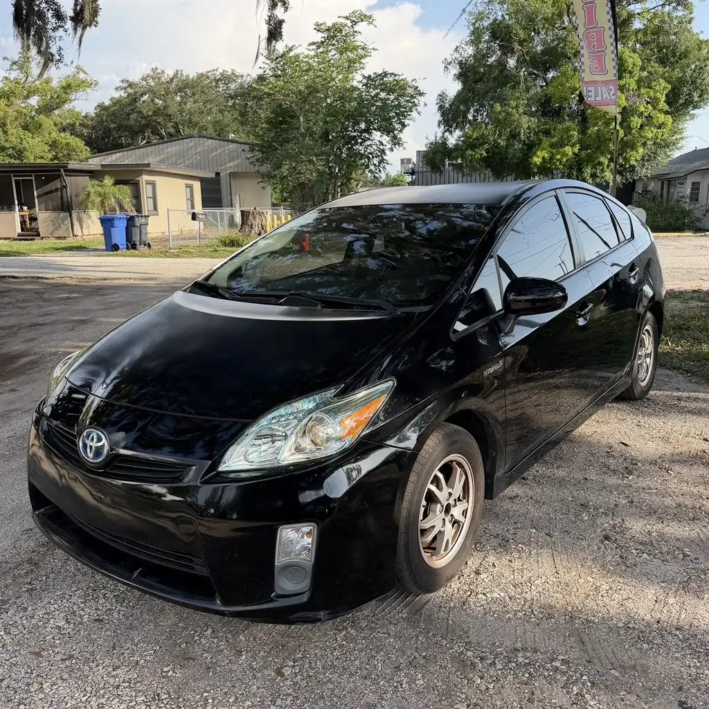 2010 Toyota Prius II's photo
