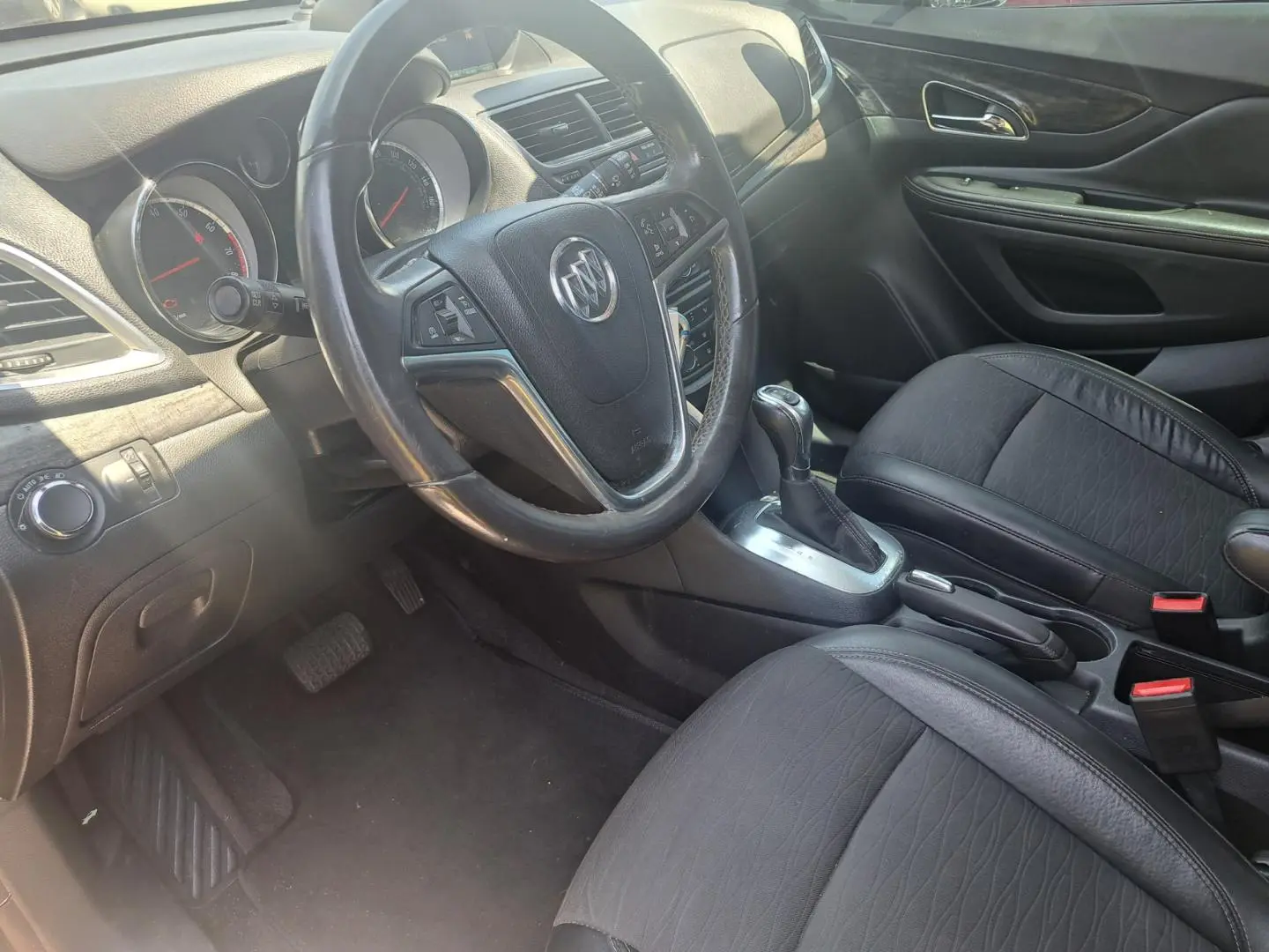 2015 Buick Encore Base photo 5