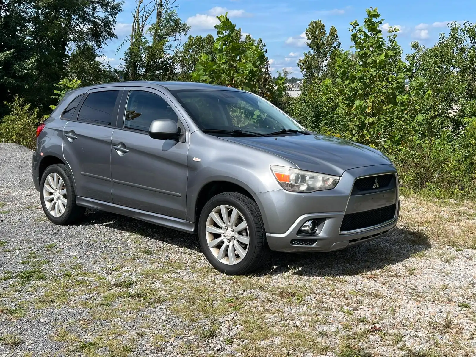 2011 Mitsubishi Outlander Sport SE 4WD's photo