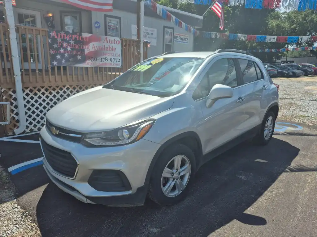 2019 Chevrolet Trax LT's photo