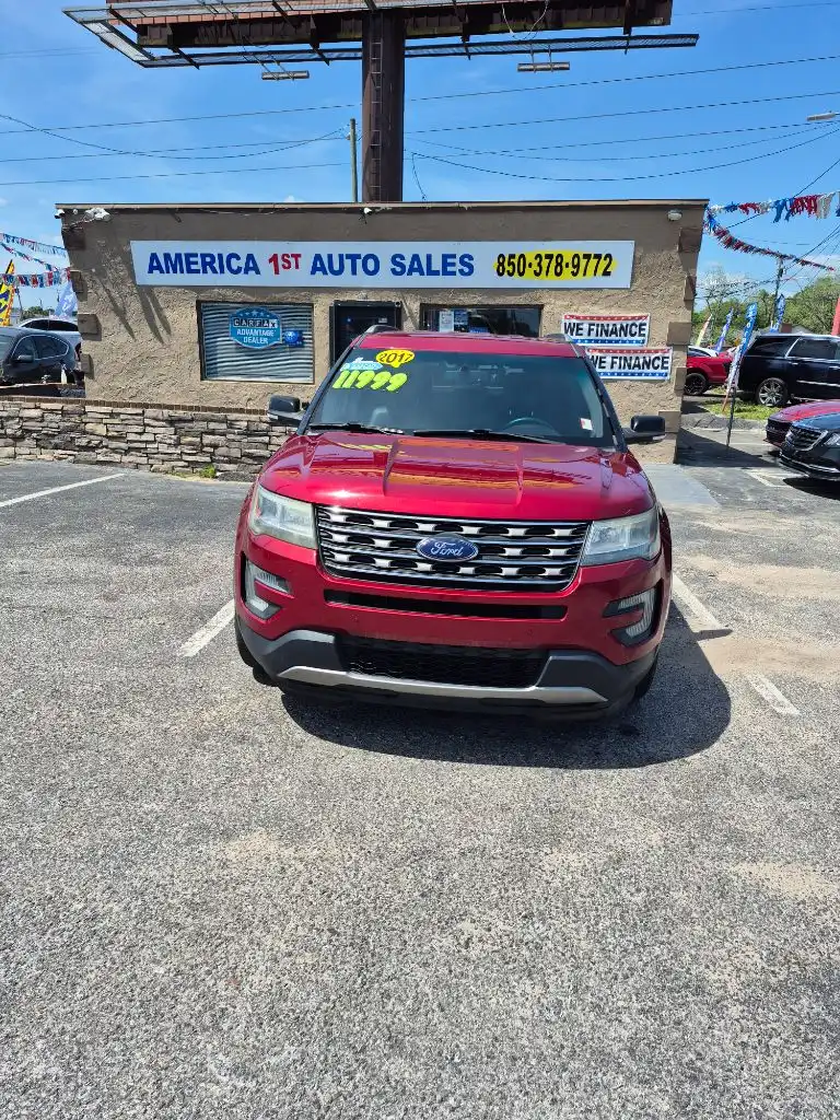 2017 Ford Explorer XLT FWD's photo