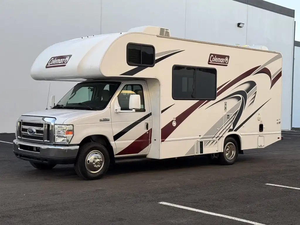 2021 Ford E-Series DRW E-350 Super Duty 138 in WB's photo
