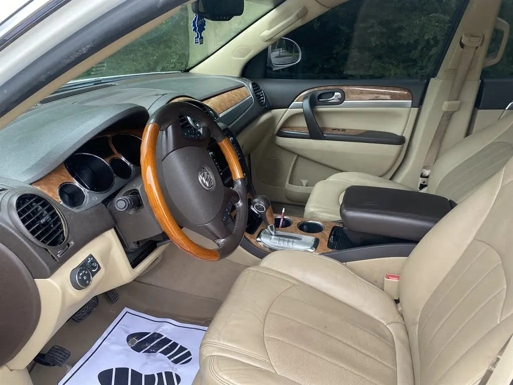 2012 Buick Enclave Leather photo 5