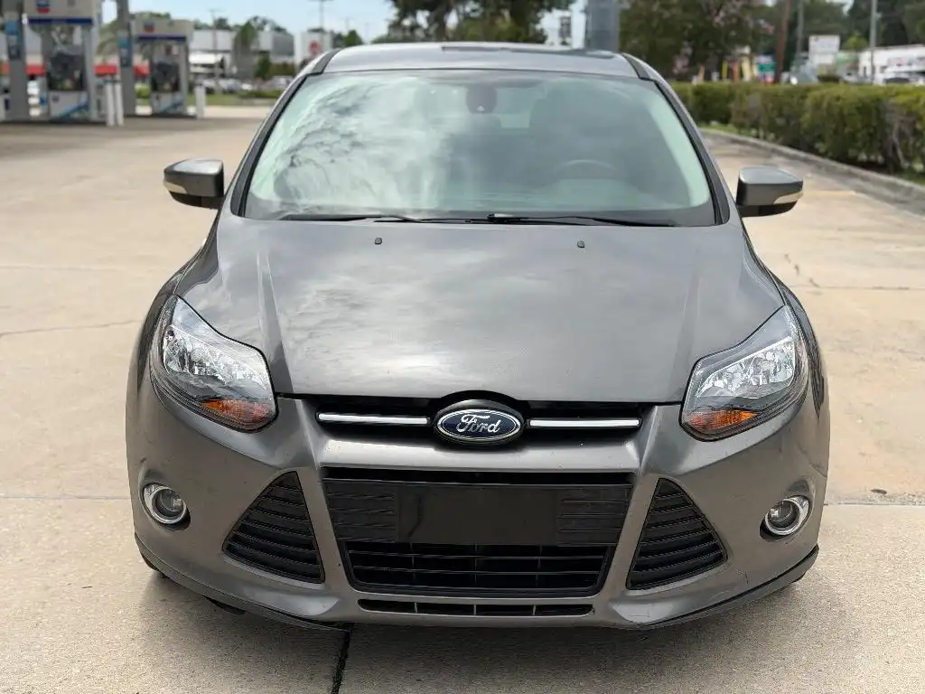 2012 Ford Focus 5 Door Hatch SEL's photo