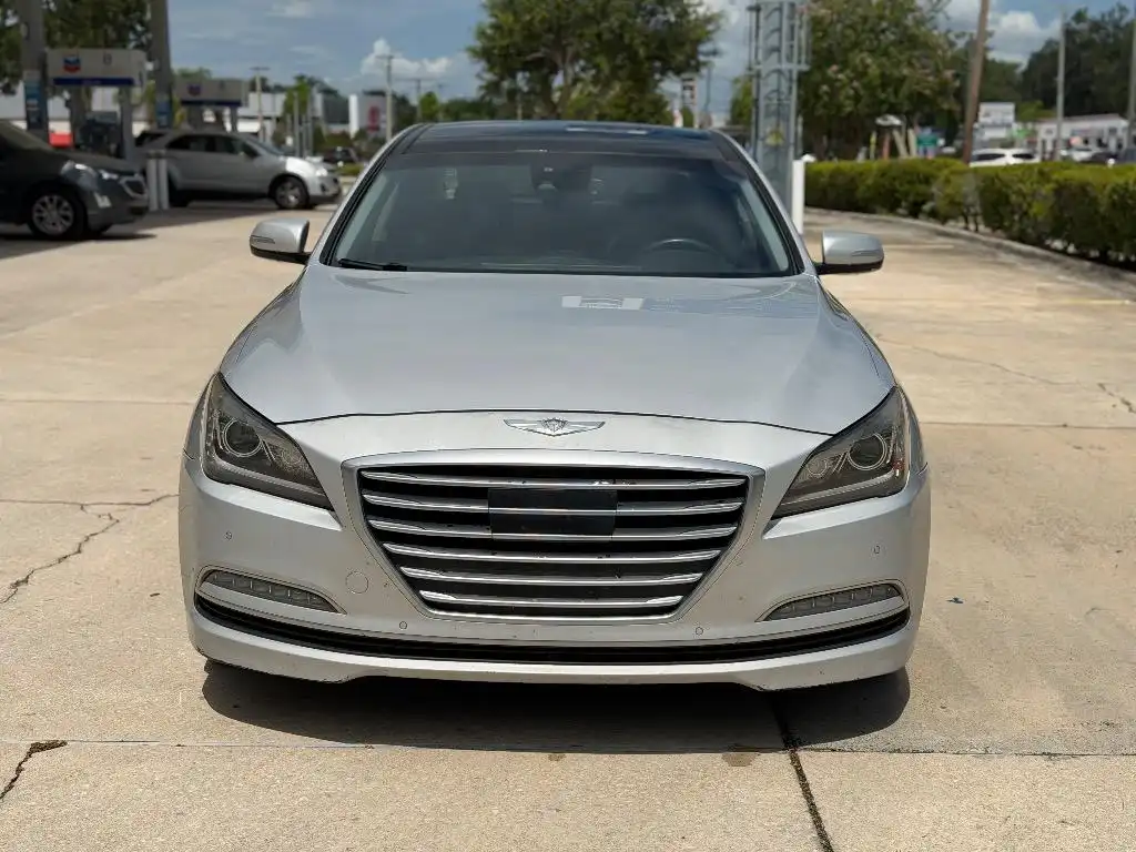 2015 Hyundai Genesis 5.0 RWD's photo