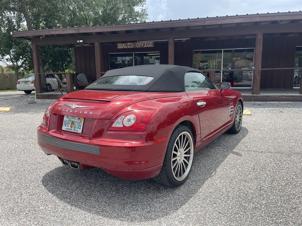 2007 Chrysler Crossfire Base photo 4