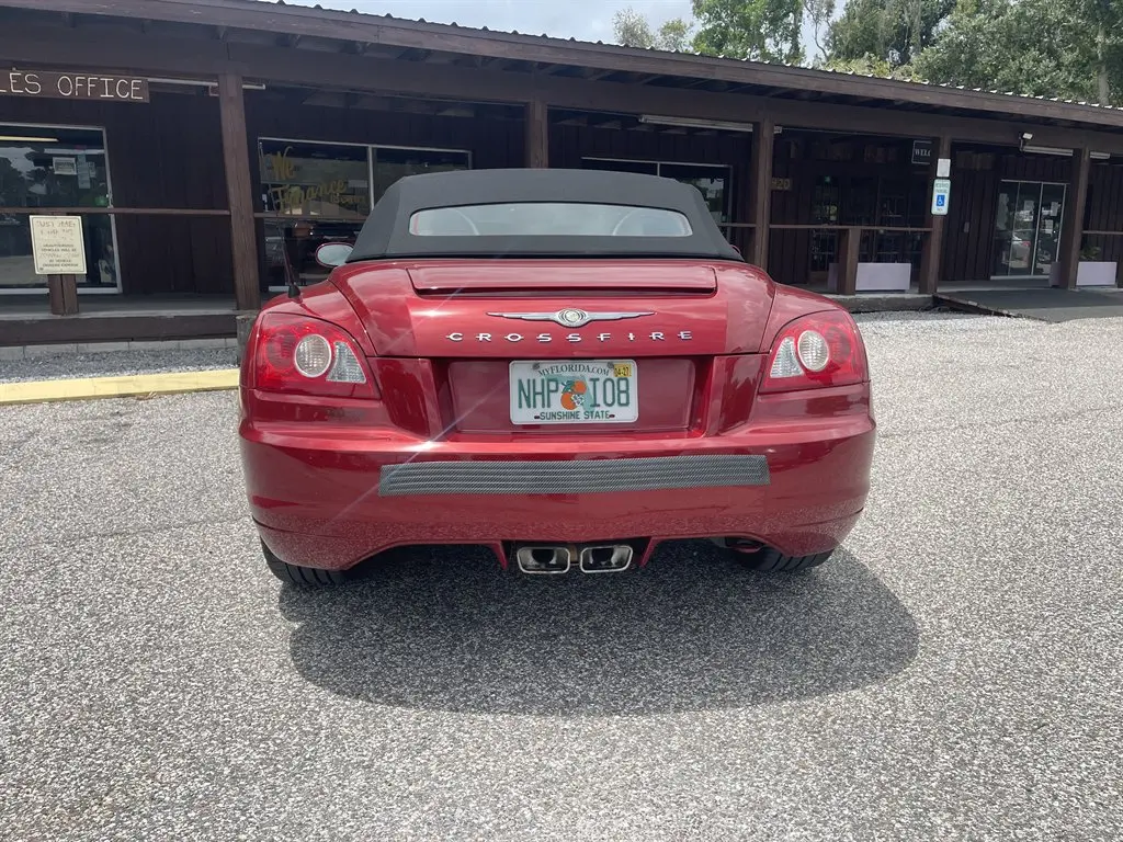 2007 Chrysler Crossfire Base photo 3