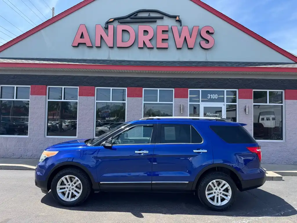 2015 Ford Explorer XLT 4WD's photo