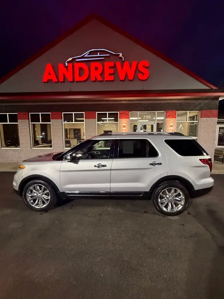 2014 Ford Explorer Limited's photo