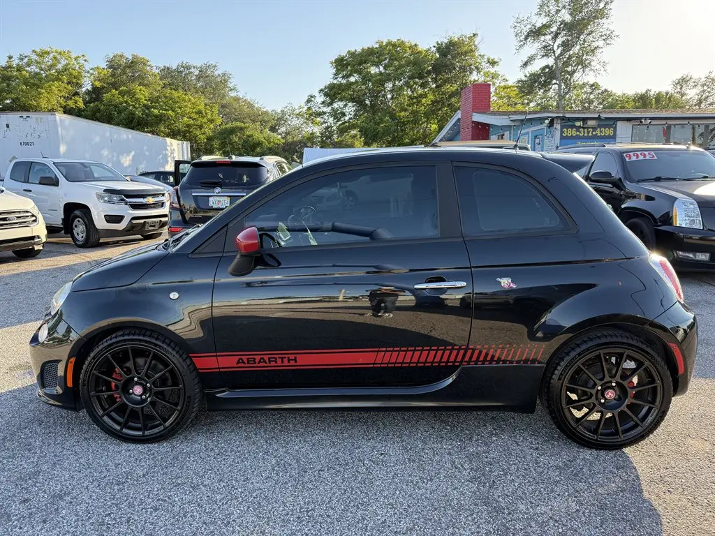 2013 FIAT 500 Abarth photo 4