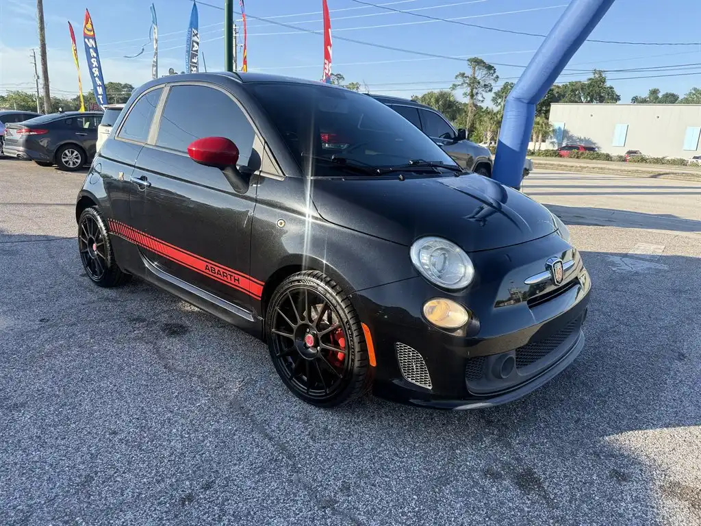 2013 FIAT 500 Abarth's photo
