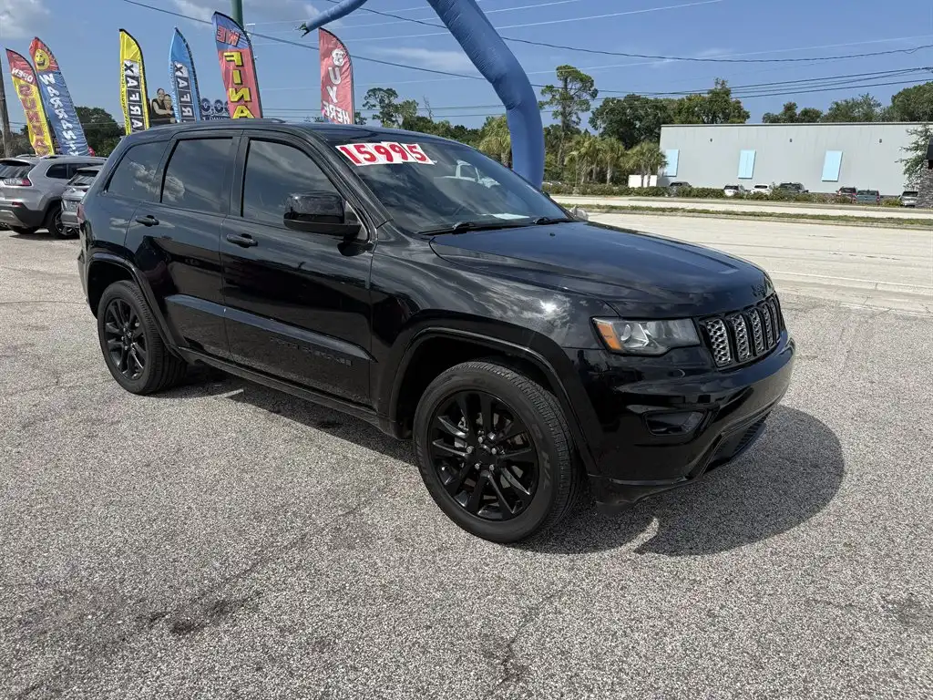 2020 Jeep Grand Cherokee Altitude's photo