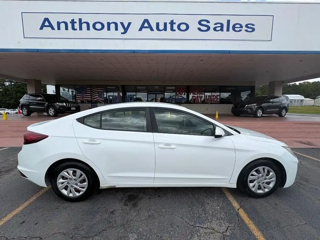 2019 Hyundai Elantra 2.0 SE A/T's photo