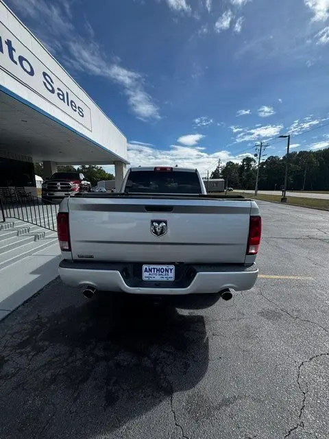 2014 RAM 1500 Express Quad Cab photo 4