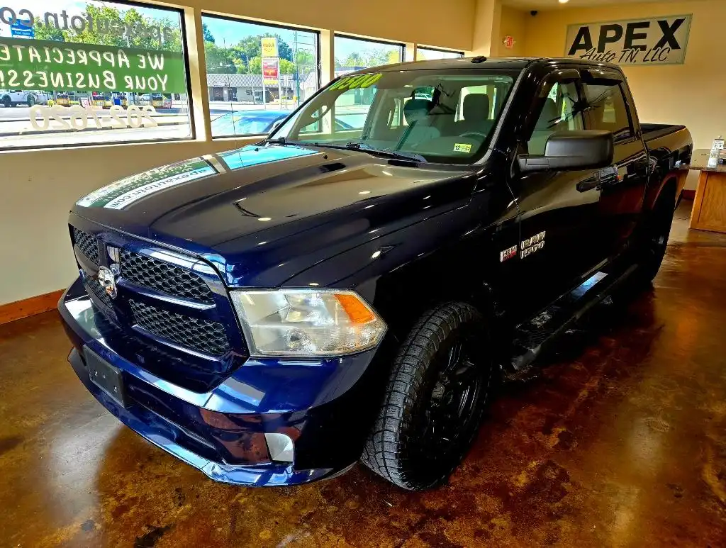 2015 RAM 1500 Express Crew Cab's photo