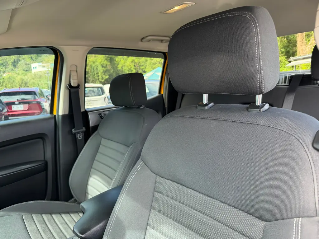 2022 Ford Ranger XLT 4WD SuperCrew 5' Box photo 3