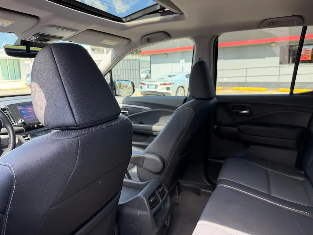 2023 Honda Ridgeline RTL AWD E photo 4