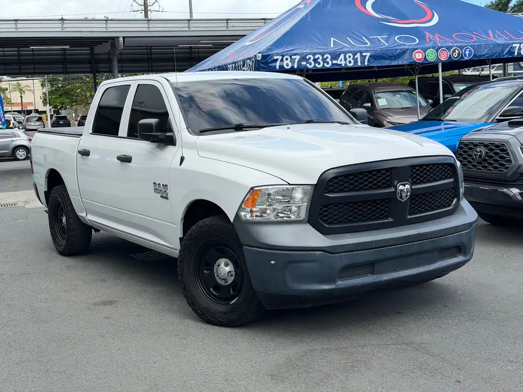 2021 RAM 1500 Classic Tradesman 4x4 Crew Cab 5'7's photo