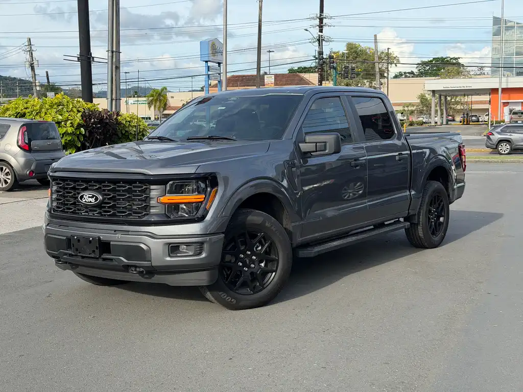 2025 Ford F-150 STX SuperCrew 5-1/2 Box's photo