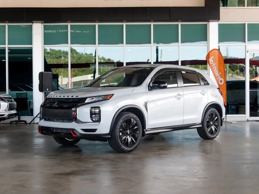 2025 Mitsubishi Outlander Sport 2.0 SE AWC CVT's photo