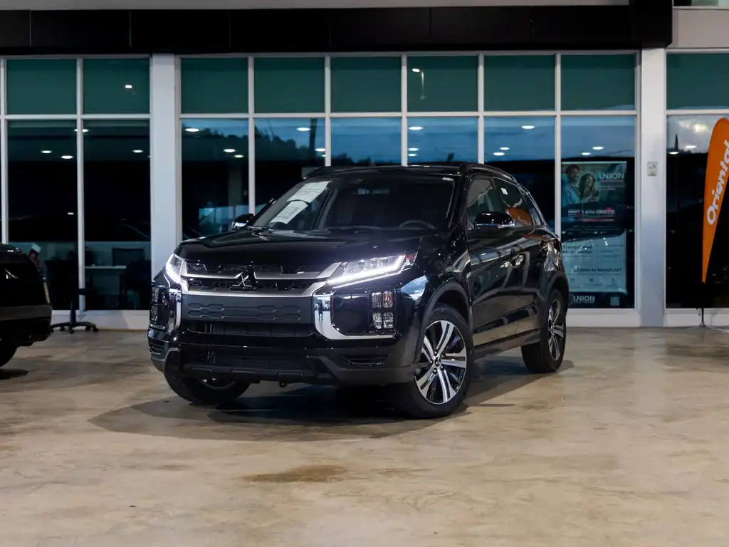 2025 Mitsubishi Outlander Sport 2.0 SE AWC CVT's photo