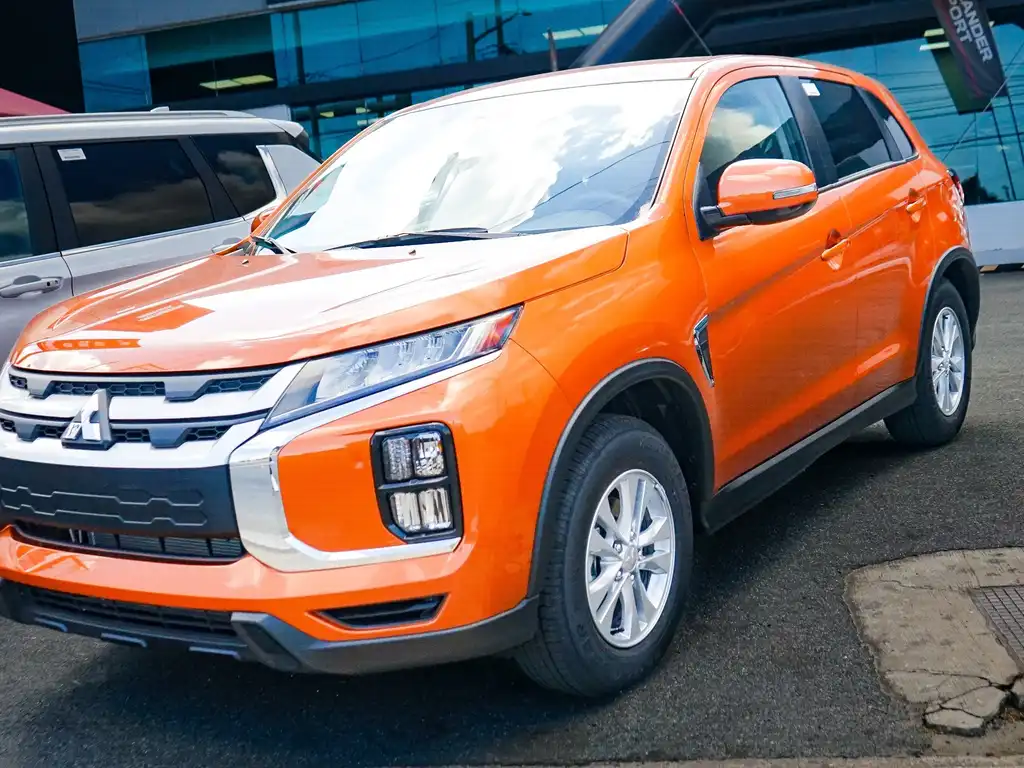 2026 Mitsubishi Outlander Sport 2.0 ES AWC CVT's photo