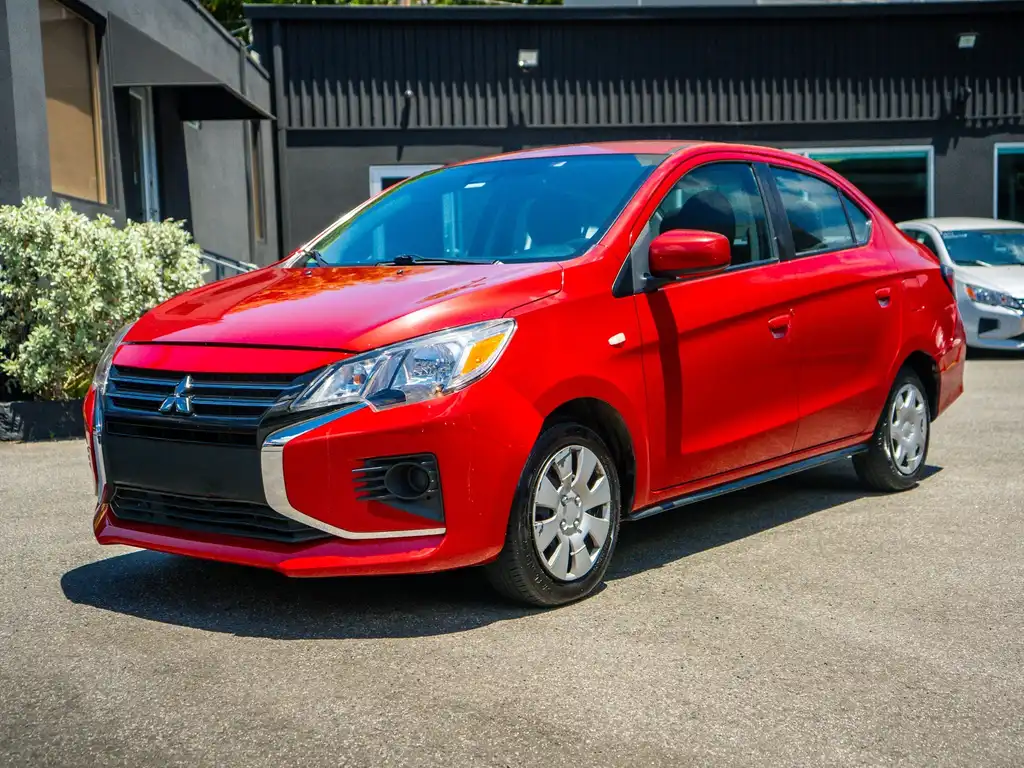 2024 Mitsubishi Mirage ES CVT's photo