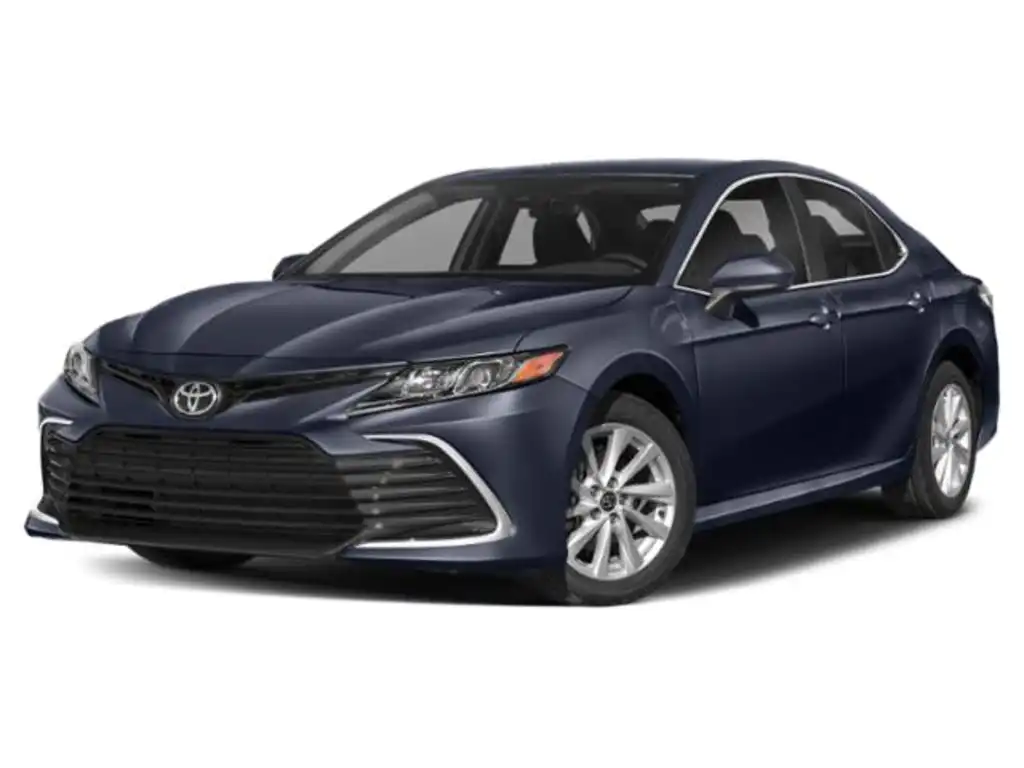 2022 Toyota Camry LE's photo