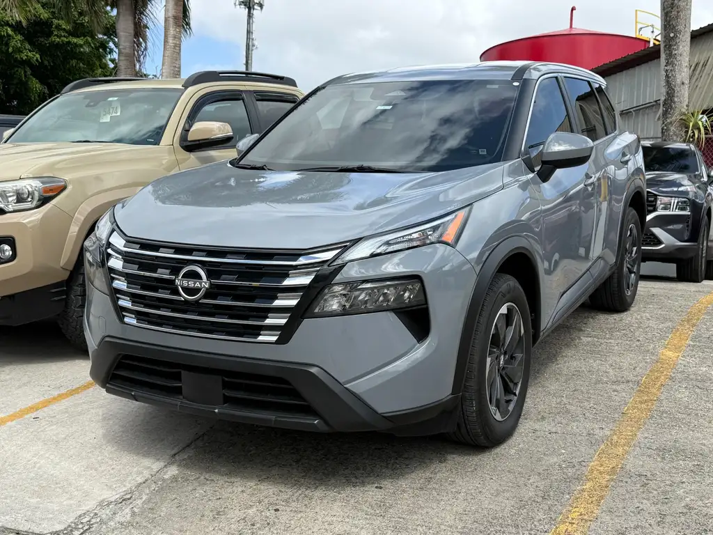2025 Nissan Rogue SV FWD's photo