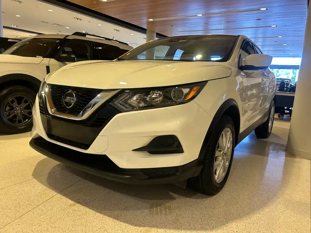 2021 Nissan Rogue Sport S FWD's photo