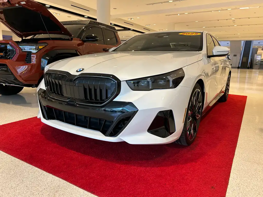 2025 BMW 5 Series 530i Sedan's photo