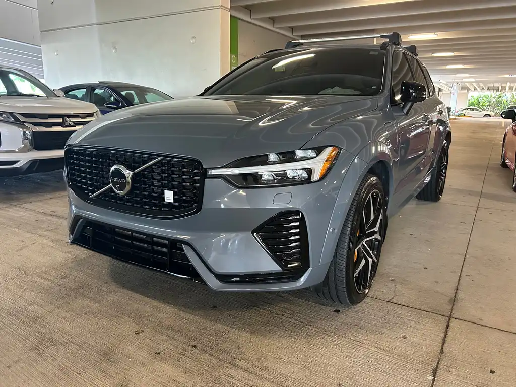 2023 Volvo XC60 T8 Polestar PHEV AWD's photo