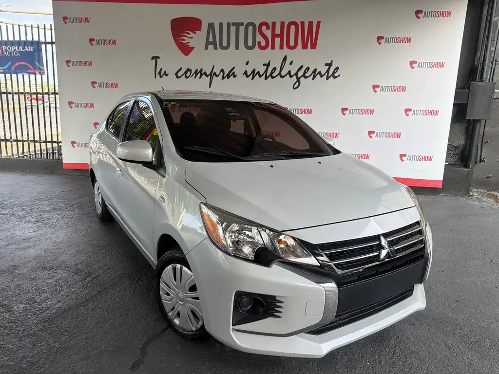2023 Mitsubishi Mirage ES CVT's photo